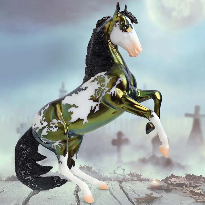 Breyer 2022 Halloween Horse - The Maelstrom Horse Cheshire 